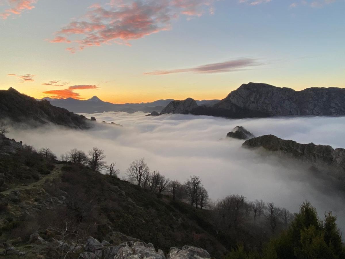Hotel Rural El Sabinar Cremenes ภายนอก รูปภาพ